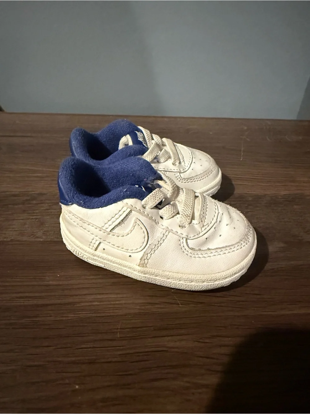 Nike soft cushioned